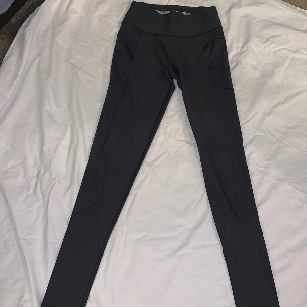 Victoria’s Secret leggings